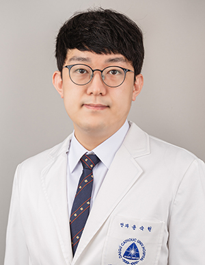 Yoon Sook-Hyun 사진